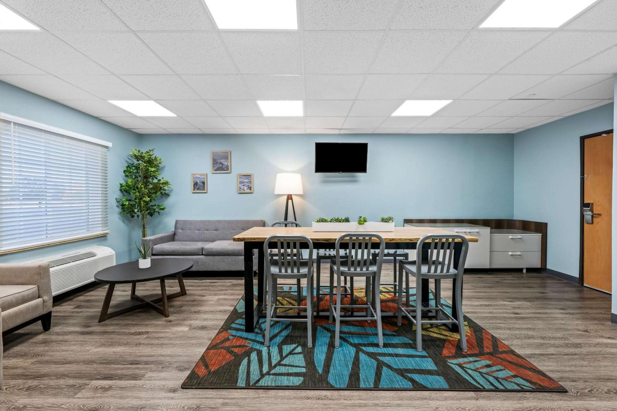 Woodspring Suites Hobbs Air Base City Экстерьер фото